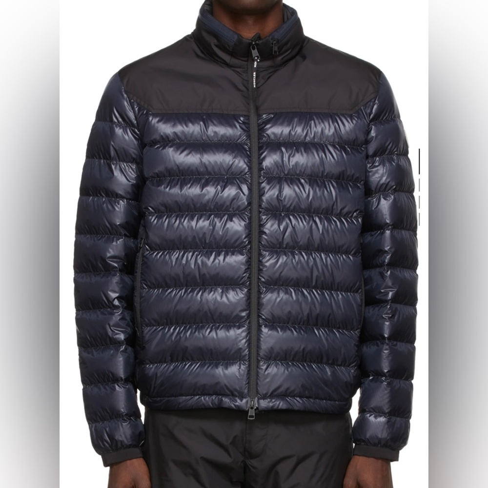Moncler men’s classic puffer NWT SZ 5 navy